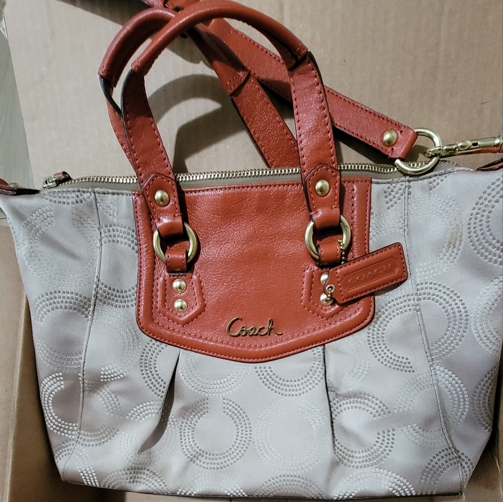 COACH Ashley signature C’s Dotted Op Art Crossbody / Handbag 